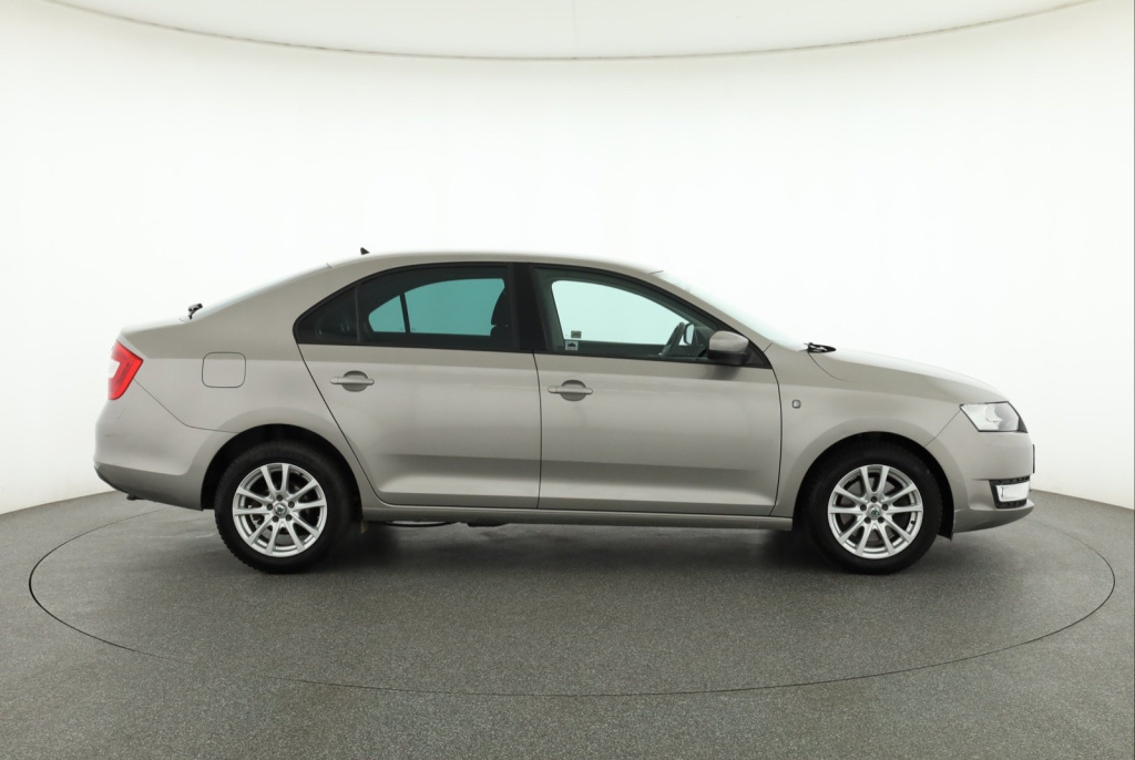 Škoda Rapid