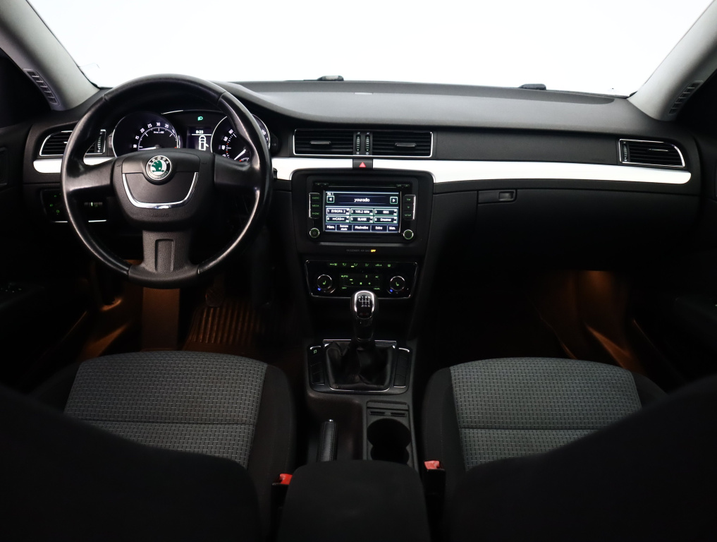 Škoda Superb
