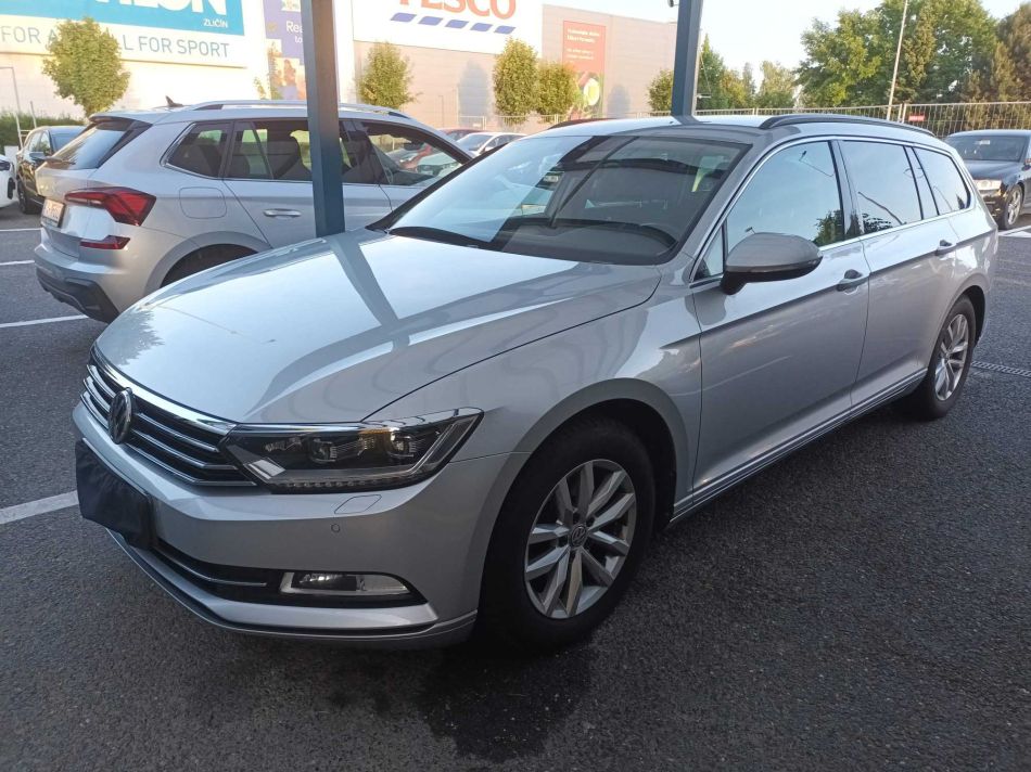 Volkswagen Passat - 2019