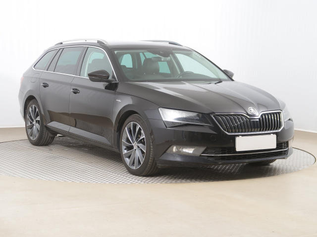 Škoda Superb 2016