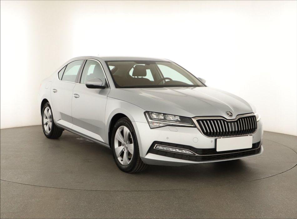 Skoda Superb - 2022