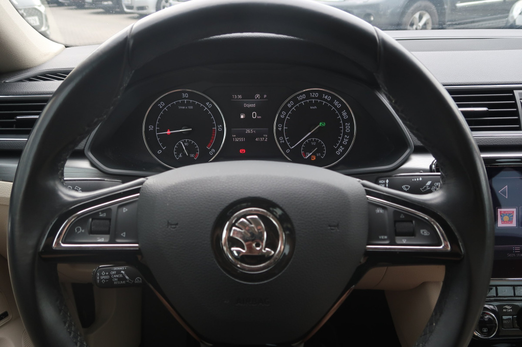 Škoda Superb