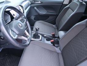 Volkswagen T-Cross - 2020