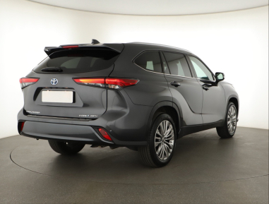 Toyota Highlander - 2022