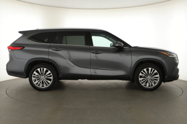Toyota Highlander - 2022