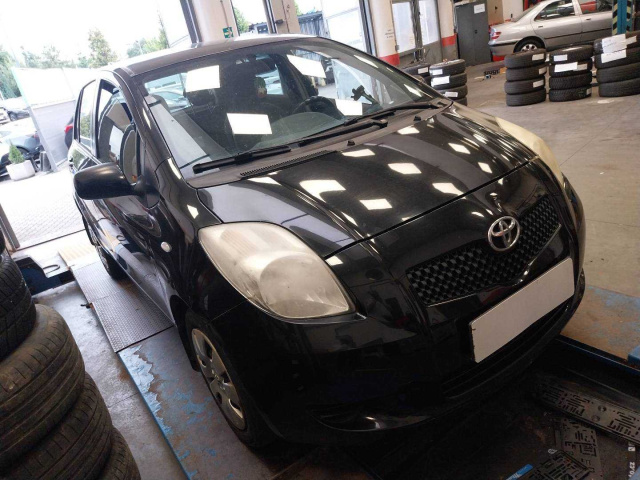 Toyota Yaris 2006