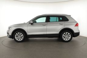 Volkswagen Tiguan - 2017