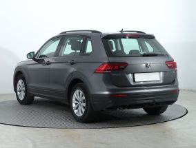 Volkswagen Tiguan - 2017