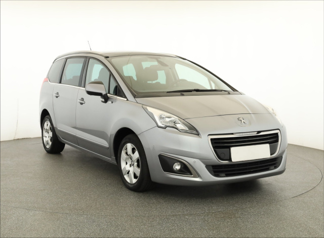 Peugeot 5008 2016