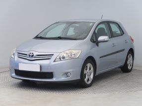 Toyota Auris - 2011
