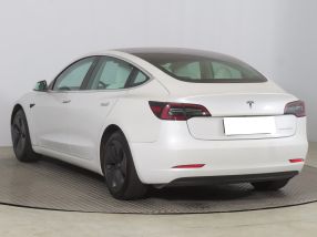Tesla Model 3 - 2021