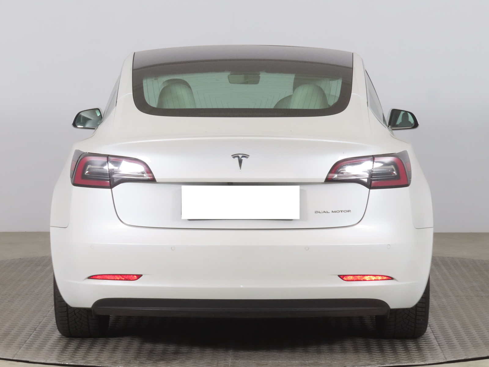 Tesla Model 3 - 2021