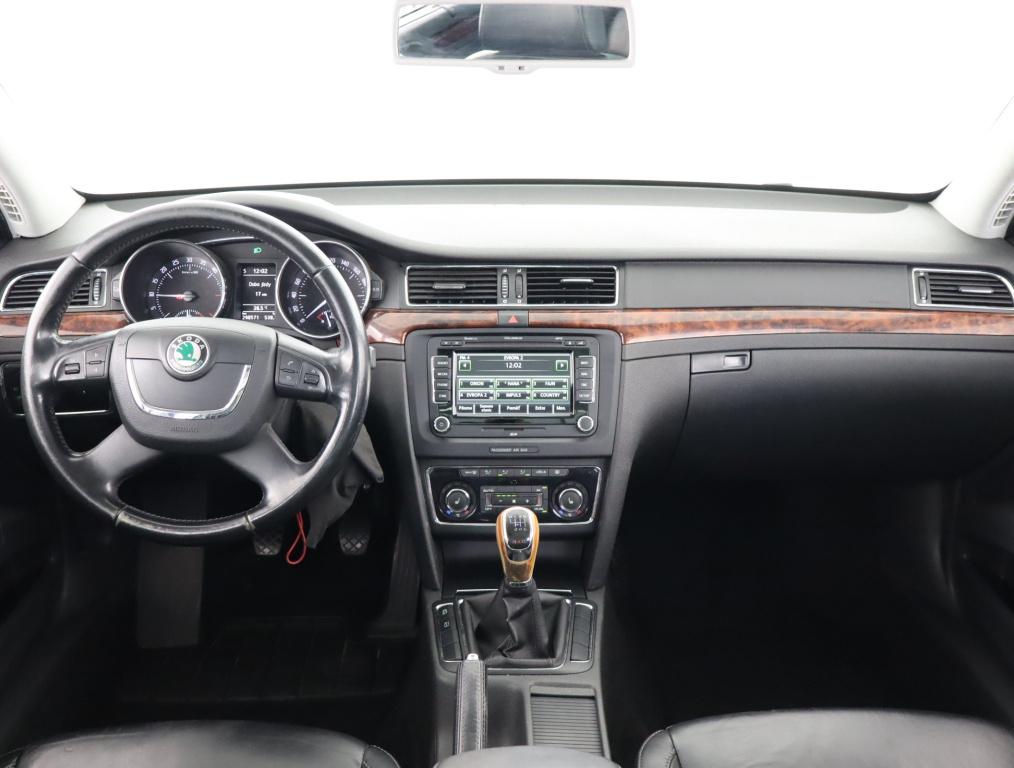Škoda Superb