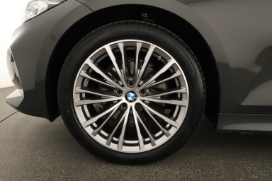 BMW 3 - 2023