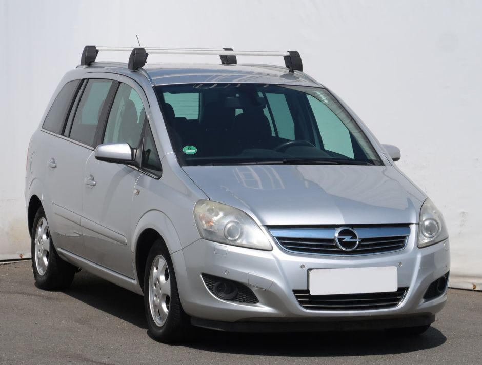 Opel Zafira - 2009