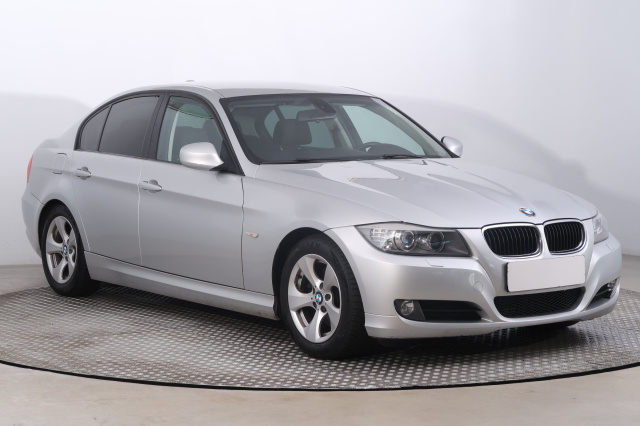 BMW 3 2010