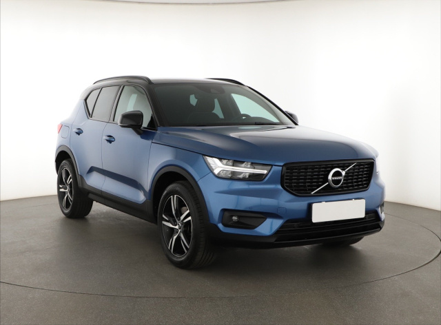 Volvo XC40 2021