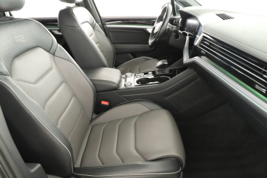 Volkswagen Touareg - 2022