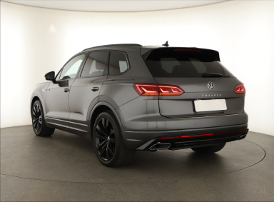 Volkswagen Touareg - 2022