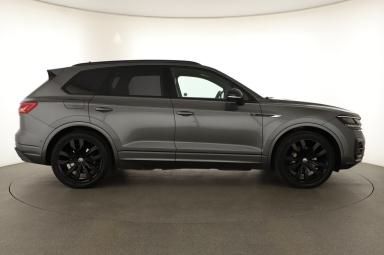 Volkswagen Touareg - 2022