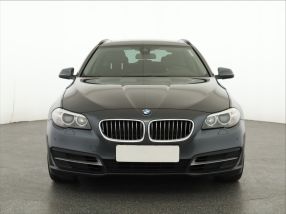 BMW 5 - 2015