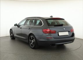 BMW 5 - 2015