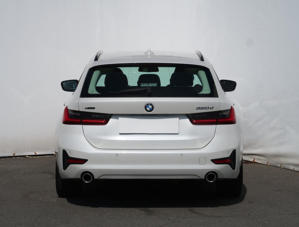 BMW 3