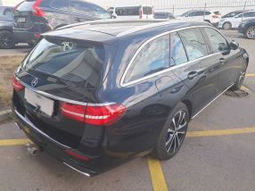 Mercedes-Benz E - 2019