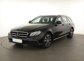 Mercedes-Benz E - 2019