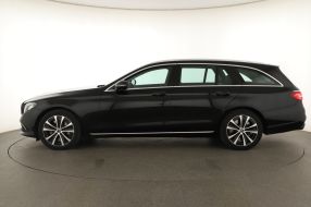 Mercedes-Benz E - 2019