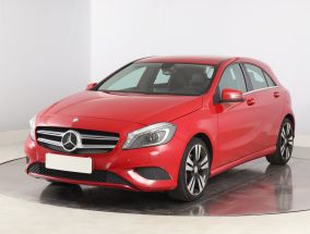 Mercedes-Benz A - 2015