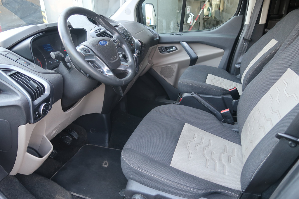 Ford Tourneo Custom