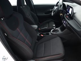 Hyundai i30 - 2023