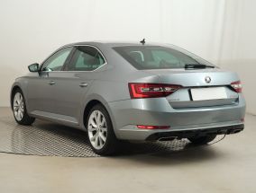 Skoda Superb - 2019