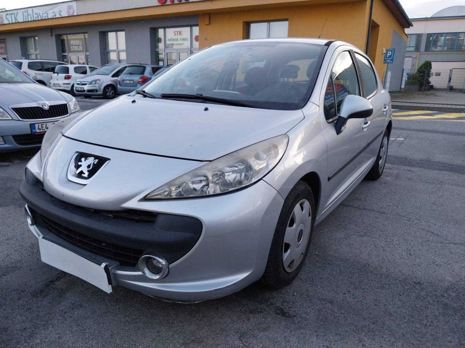 Peugeot 207 - 2009