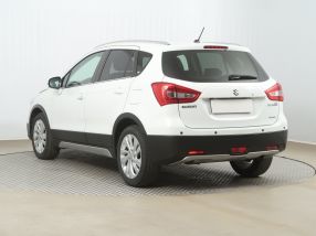 Suzuki SX4 S-Cross - 2019