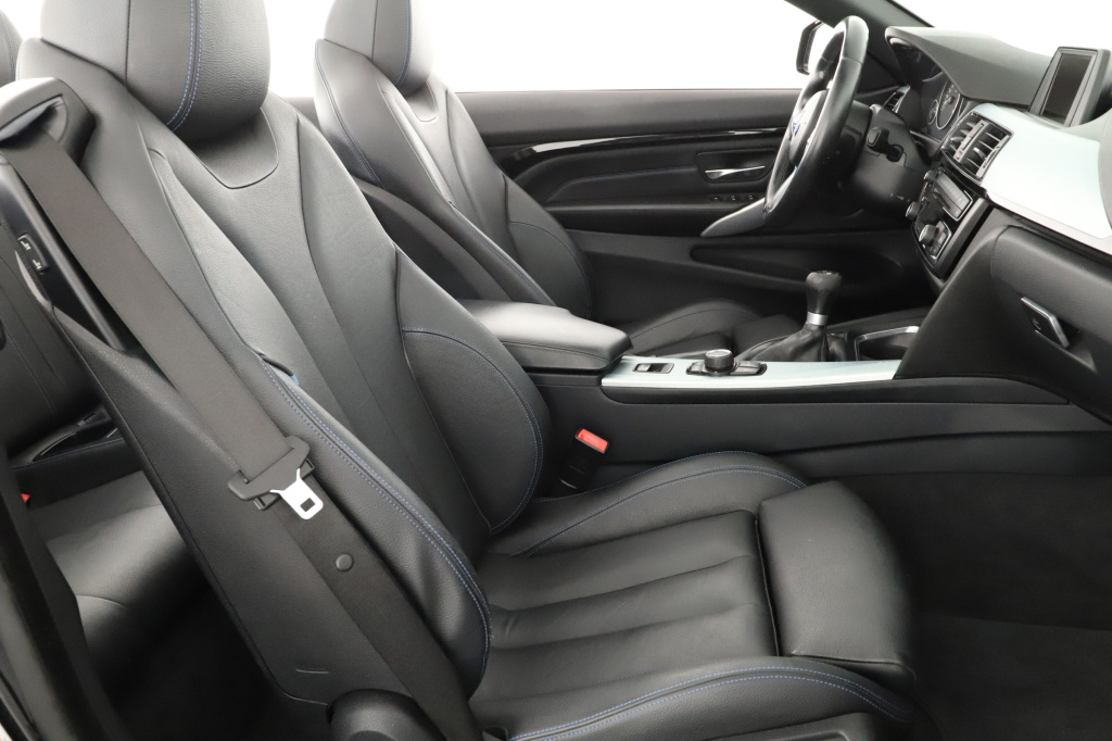 BMW 4