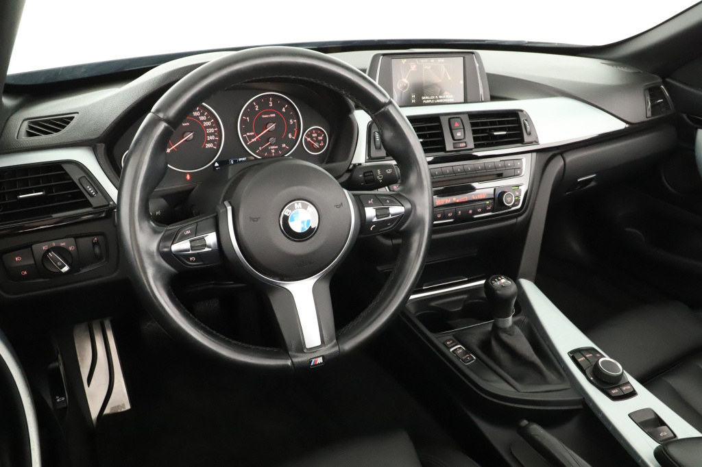 BMW 4