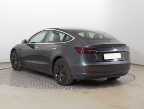 Tesla Model 3 - 2020