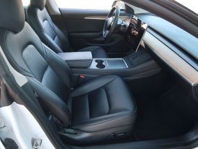 Tesla Model 3 - 2022