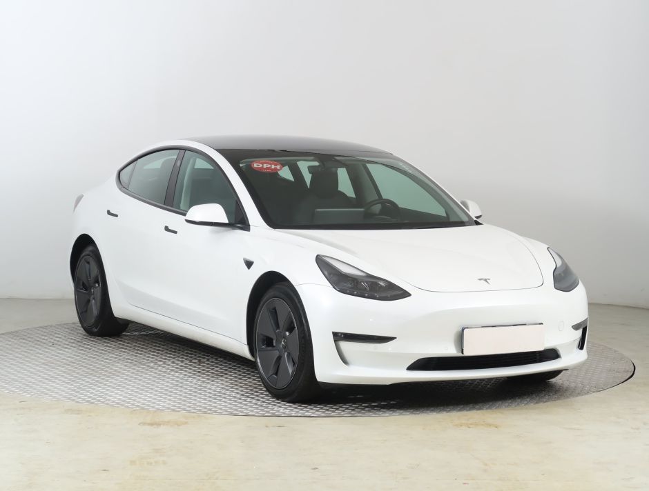 Tesla Model 3 - 2022