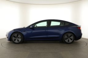 Tesla Model 3 - 2021