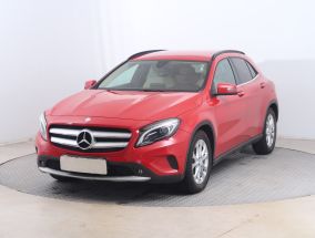 Mercedes-Benz GLA - 2016