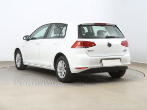 Volkswagen Golf - 2015