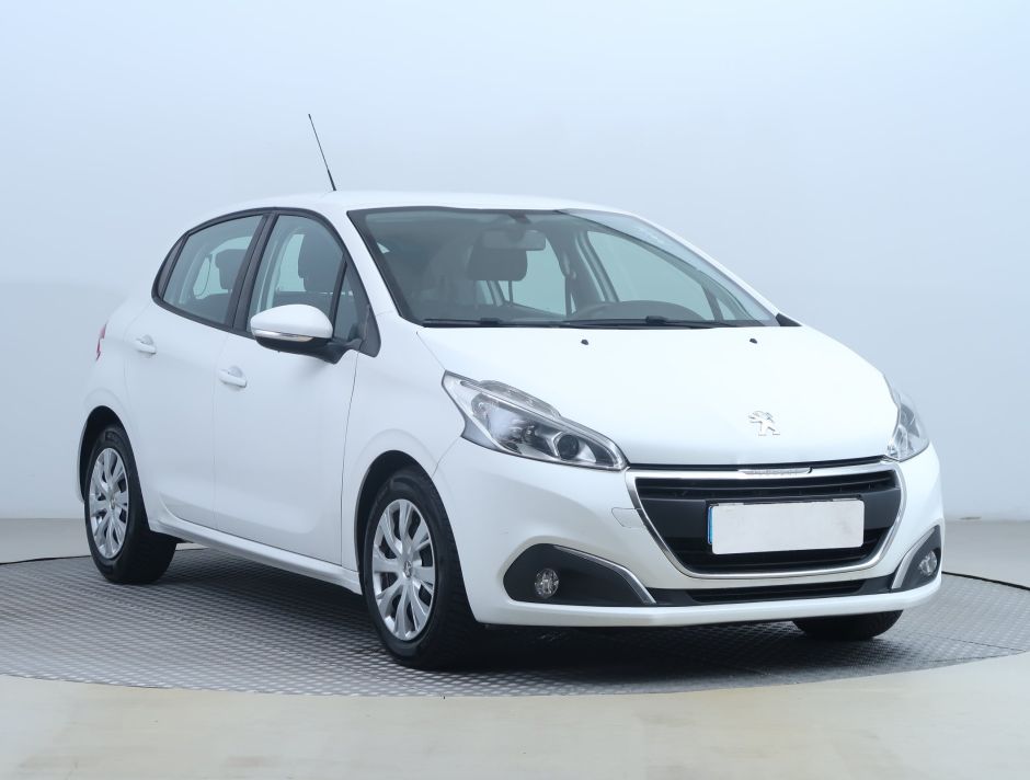 Peugeot 208 - 2016