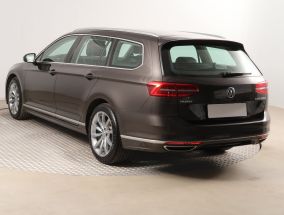 Volkswagen Passat - 2017
