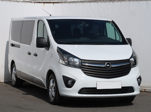 Opel Vivaro 2015