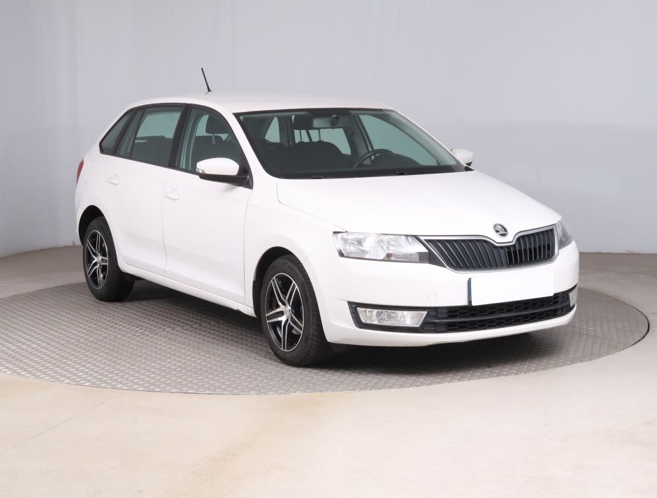 Skoda Rapid Spaceback - 2015