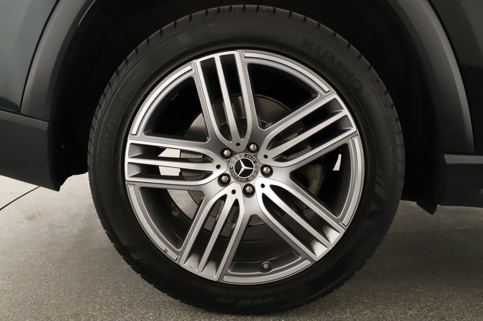 Mercedes-Benz GLS - 2020