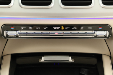 Mercedes-Benz GLS - 2020